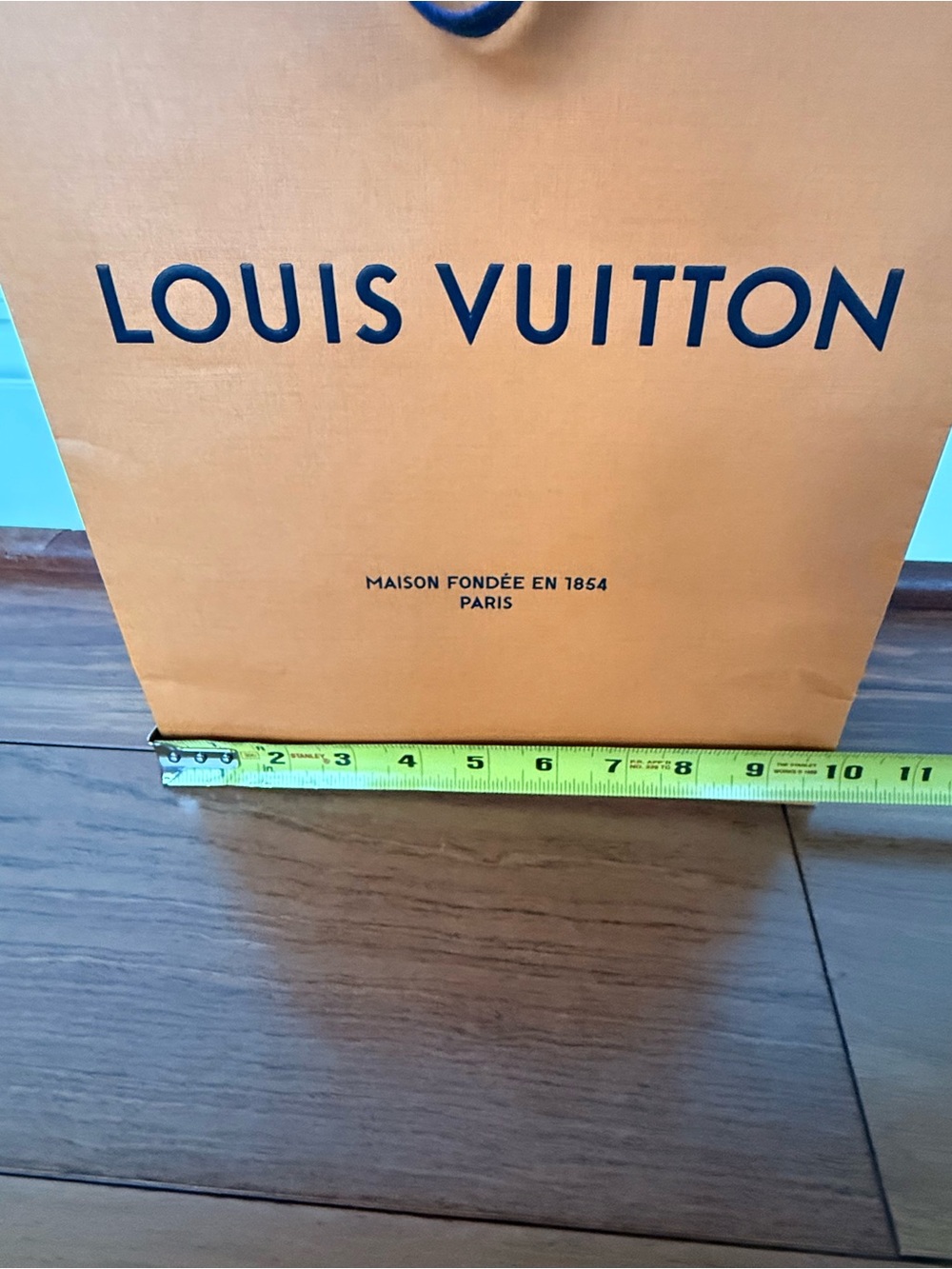 Louis Vuitton Luxury Boutique Shopping Bag — Iconic Orange & Blue💙🧡 - Picture 3 of 11